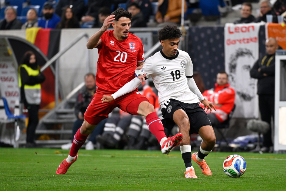 om, 在比赛中射, src om, 在比赛中射, src