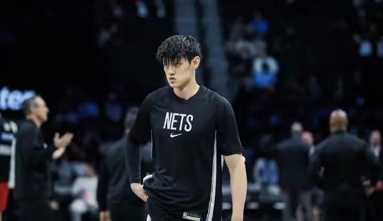 犯规麻烦, 经之路, 周琦的点评